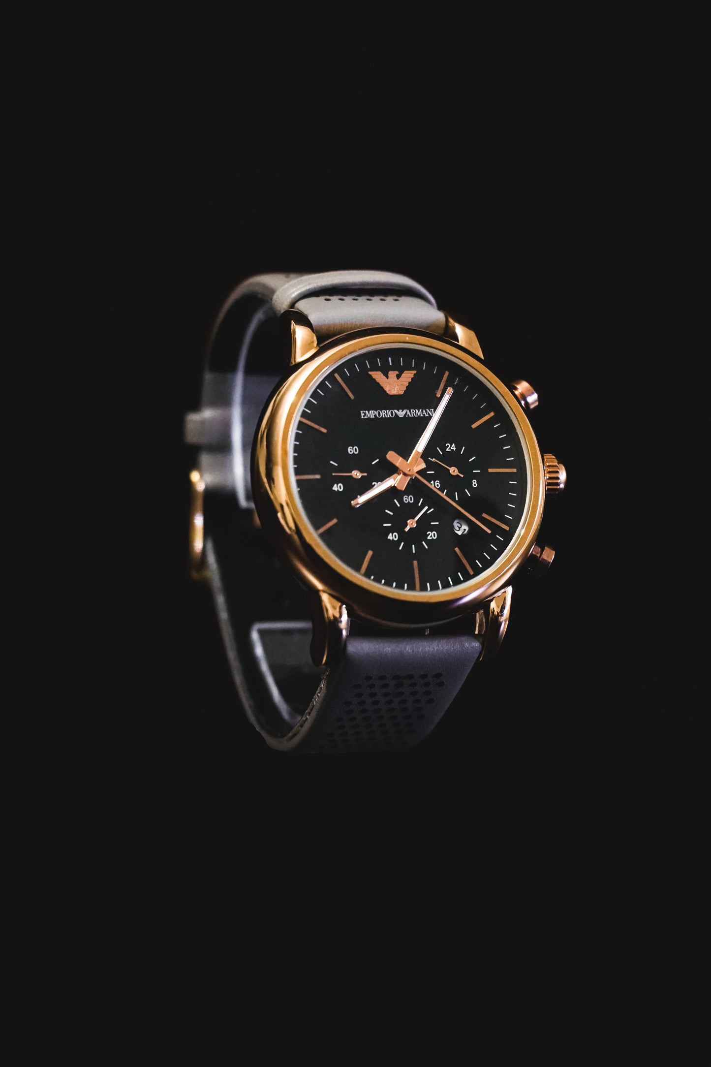 Classic Black & Gold Chronograph Watch – Premium Men’s Style